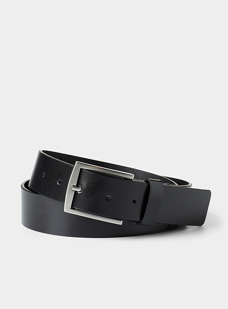 Minimalist Leather Belt